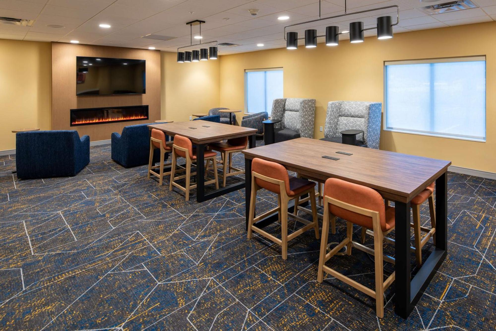 Hampton Inn Куперстаун Экстерьер фото
